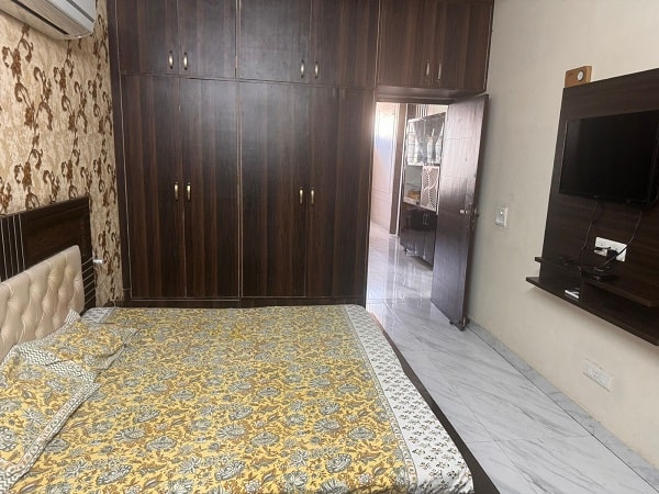 2 BHK Furnished Flat for rent in Gobind enclave greens